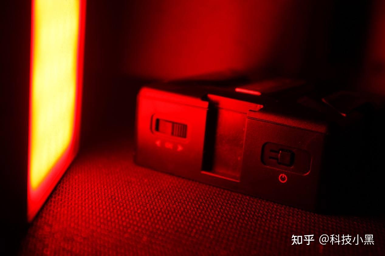 恐怖小黑屋攻略_恐怖小黑屋装备大全_恐怖小黑屋最强道具