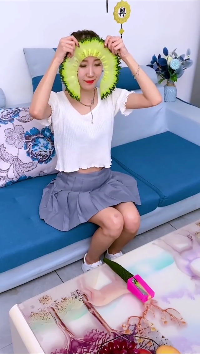 黄瓜多长片敷脸时间比较好_黄瓜片敷脸多长时间_黄瓜多久敷一次比较好