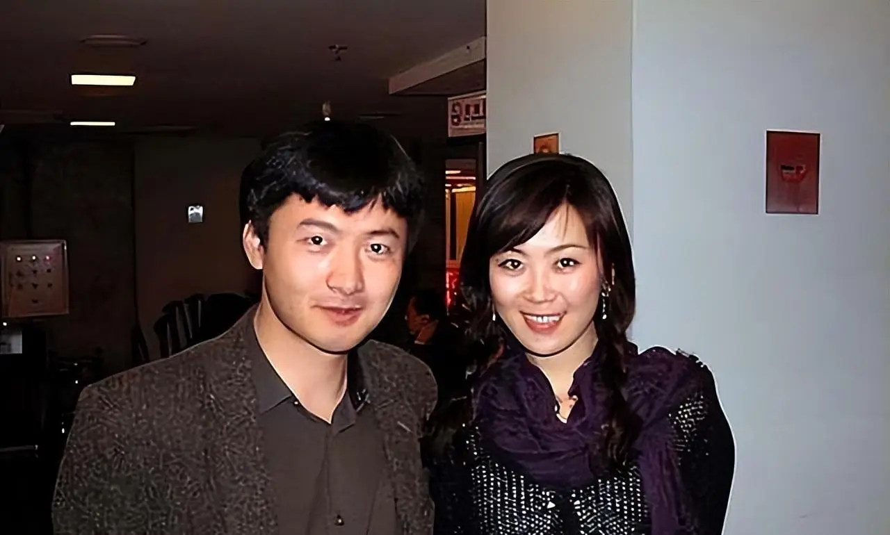 丁俊晖妻子近照_丁俊晖妻子照片_丁俊晖妻子照片大全