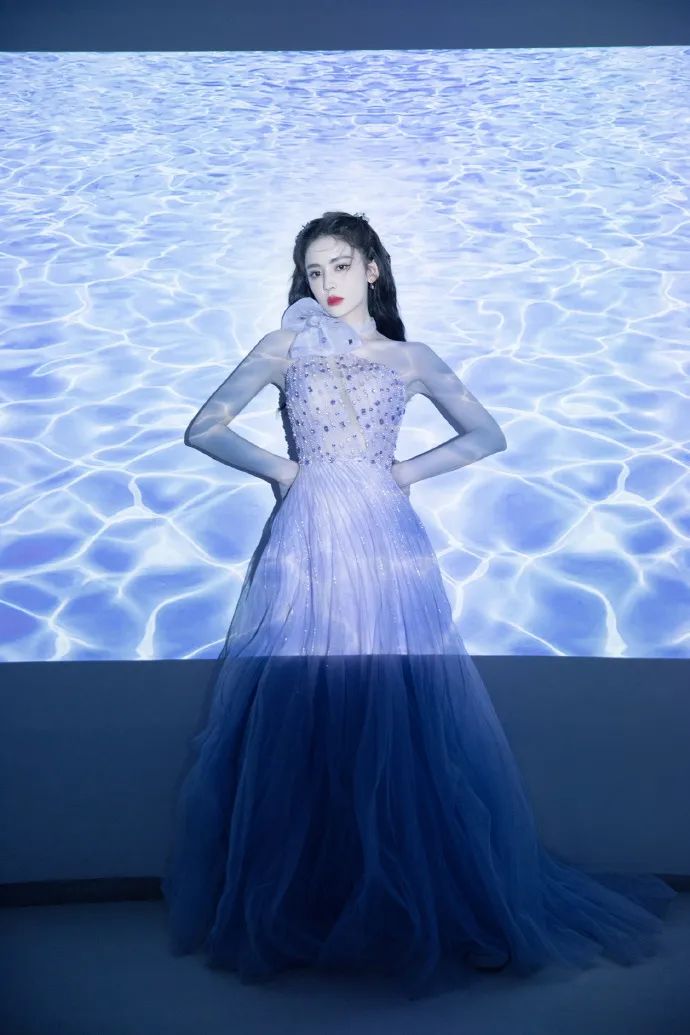 轩辕剑小雪古力娜扎_轩辕剑的小雪是谁演的_轩辕剑电视剧小雪的结局
